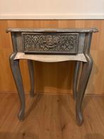 Tafeltje / nachtkastje, Ophalen, Gebruikt, Minder dan 45 cm, 55 tot 70 cm