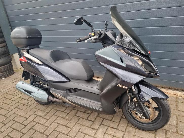 Kymco Downtown 300i + garantie & beurt, Motoren, Motoren | Overige merken, Bedrijf, Scooter, 12 t/m 35 kW, 1 cilinder, Minimaal motorrijbewijs A2