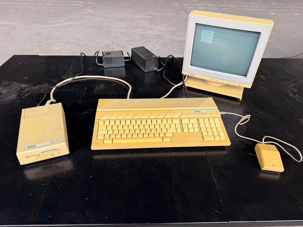 Atari 520st met monitor en floppy drive, Computers en Software, Vintage Computers, Ophalen of Verzenden