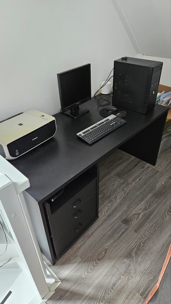 Zwart bureau met ladeblok, Huis en Inrichting, Bureaus, Ophalen, Gebruikt, Computerbureau, 172 cm