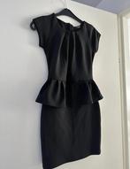 Zwarte avondjurk maat S, Kleding | Dames, Jurken, Ophalen of Verzenden, Zo goed als nieuw, Zwart, Onder de knie
