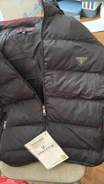 Prada jas en nieuw pakken en tasjes, Ophalen of Verzenden, Nieuw, Overige maten, Zwart