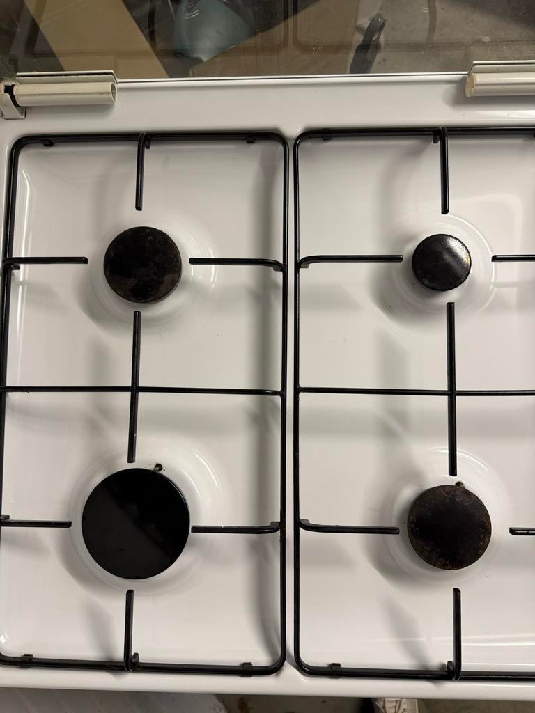 Bosch Vrijstaand Gasfornuis met Oven - Wit, 4 Kookzones, Ophalen, Gebruikt, 4 kookzones, Gas