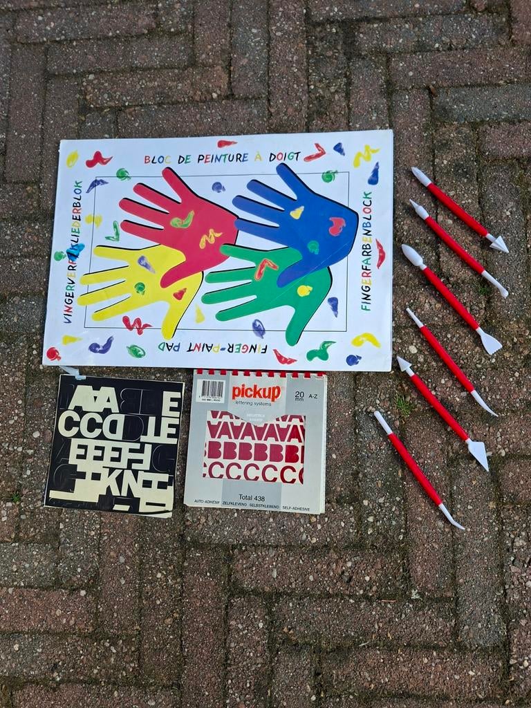 Knutselset met  boetseergereedschap, Hobby en Vrije tijd, Knutselen, Ophalen of Verzenden