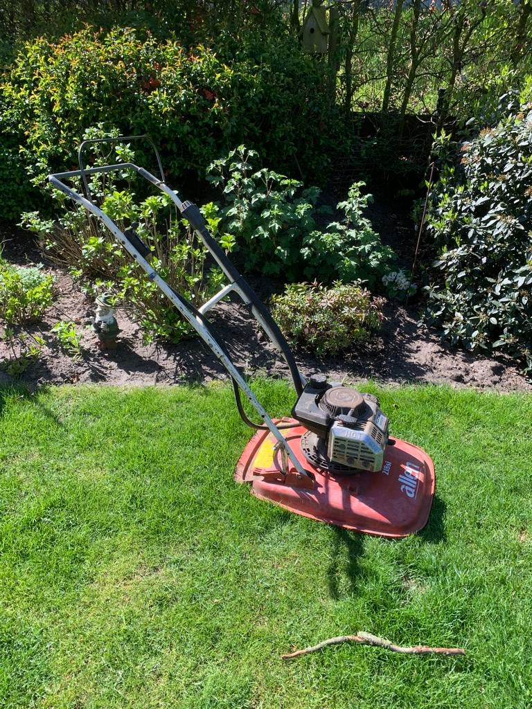 Allen zweefmaaier/ flymo, Tuin en Terras, Zweefmaaier, Ophalen, Zo goed als nieuw