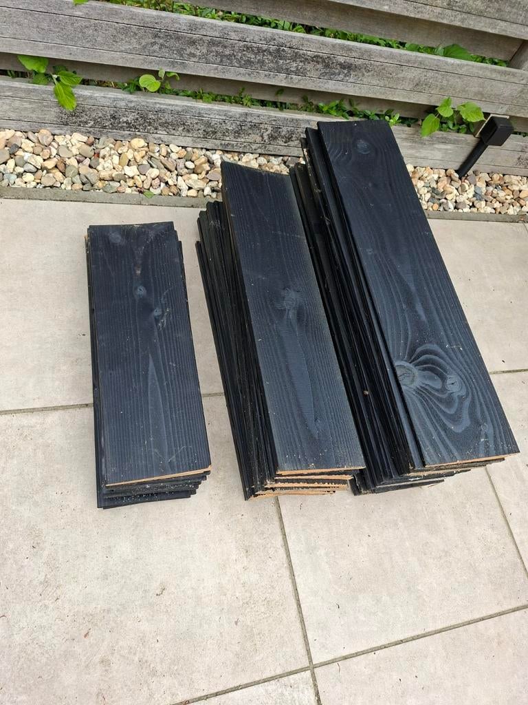Te koop: Zwart Douglas Zweeds Rabat 10/28x180mm reststukken, Ophalen, Nieuw, Minder dan 180 cm, Planken