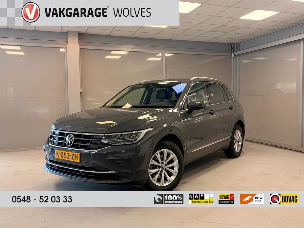 Volkswagen Tiguan 1.5 TSI Life Business | LED | CAMERA | LEE, 4 cilinders, 150 pk, Adaptive Cruise Control, Handgeschakeld