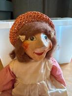 Antieke pop met strooien hoedje - Ophalen in Rijswijk, Ophalen