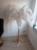Luxe Palmboom Vloerlamp met Veren - Goud/Wit, Huis en Inrichting, Lampen | Vloerlampen, Ophalen, Zo goed als nieuw, Metaal, 150 tot 200 cm