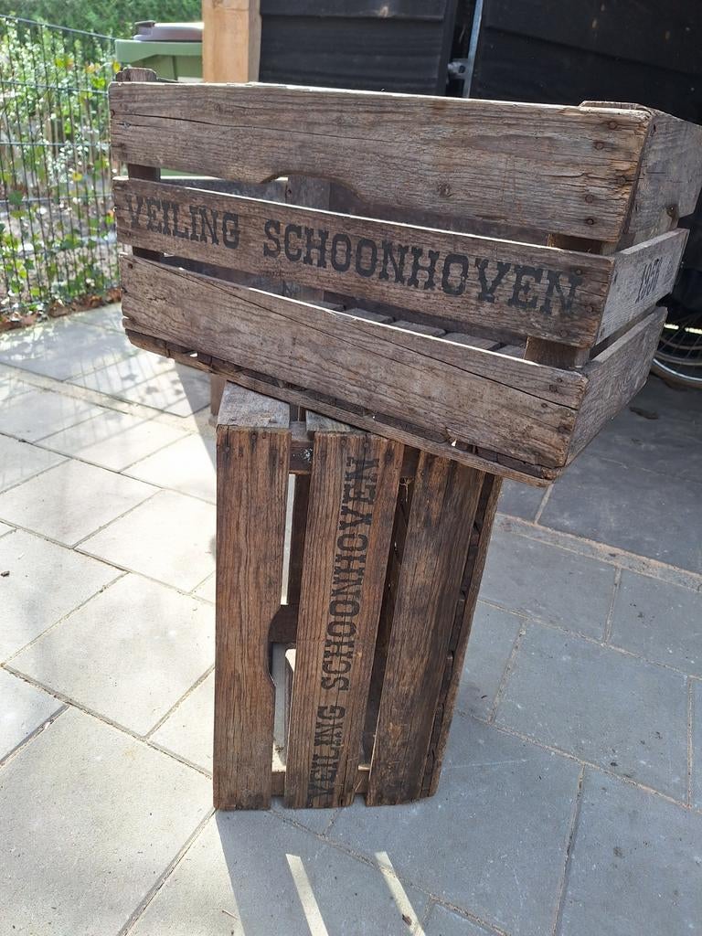 Twee veilingkisten Schoonhoven 1956, Ophalen