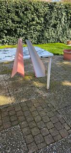 Nieuwe windveren 2x 2,55m, hoek 9x9 cm, Ophalen