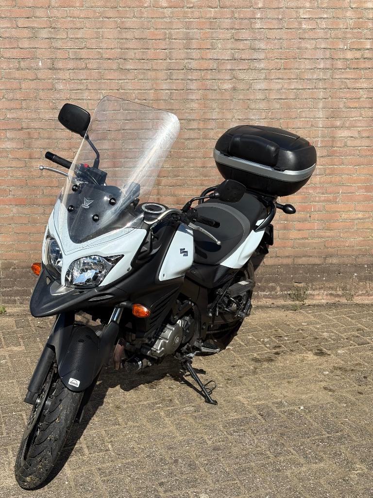 Suzuki V-Strom DL 650, Motoren, Motoren | Suzuki, 2 cilinders, Motorrijbewijs A, Gebruikt, Particulier