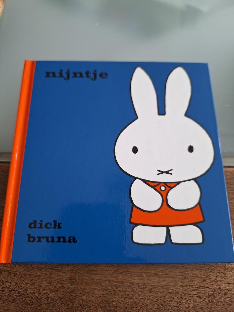Boek Nijntje van Dick Bruna, Ophalen, Gelezen, Dick Bruna