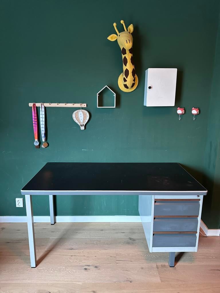 Vintage wit medicijn kastje, Ophalen of Verzenden, Huis en Inrichting