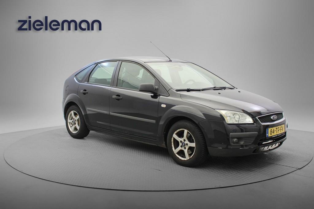 Ford FOCUS 1.6 16V Champion - Airco, Cruise, Auto's, Ford, Bedrijf, Focus, ABS, Airbags, Airconditioning, Centrale vergrendeling