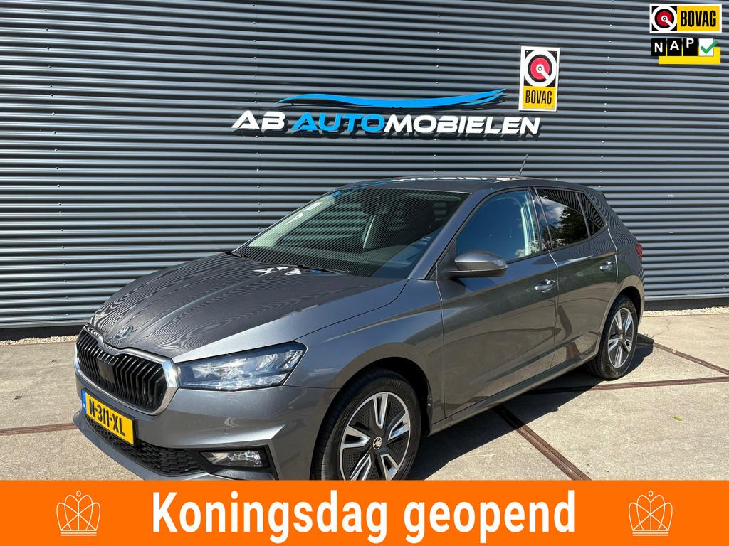 Skoda Fabia 1.0 TSI Ambition CARPLAY/ NAVI/ PARKEERSENSOREN, Auto's, Skoda, Voorwielaandrijving, 95 pk, Met garantie (alle), Origineel Nederlands