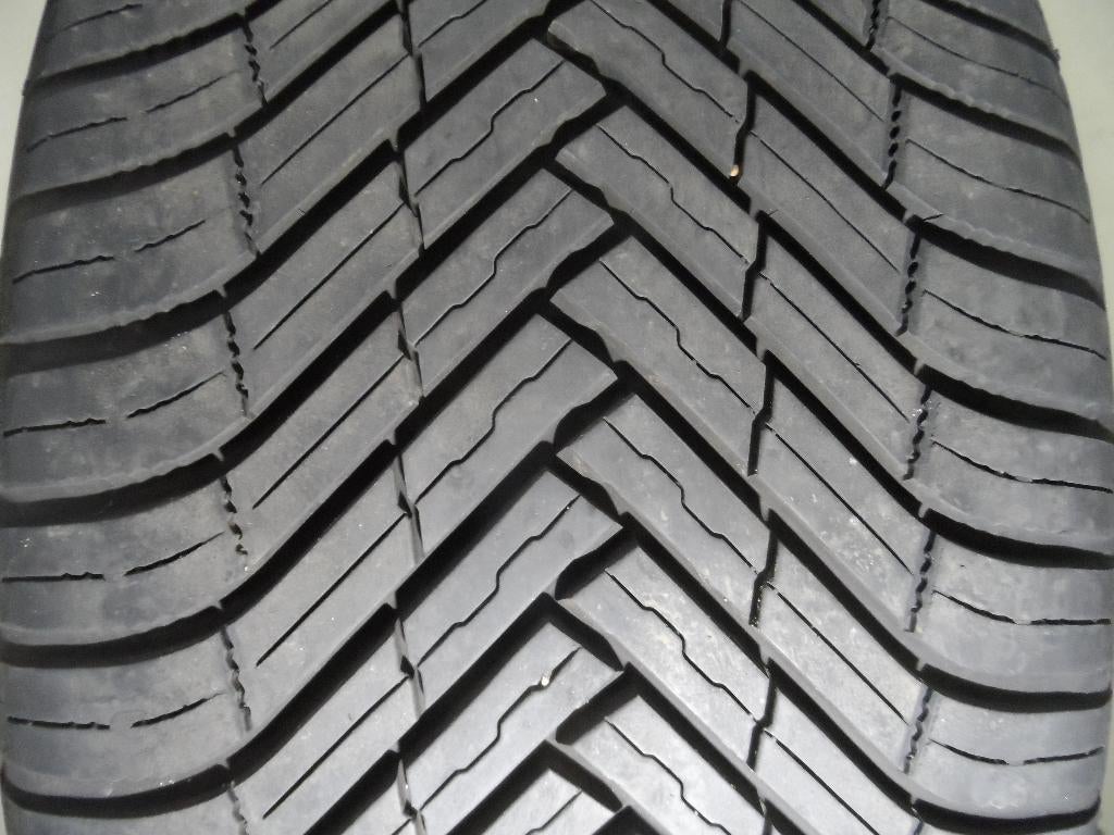 255/45 R19 All Season Nexen gebr. 7,0 mm profiel recente DOT, Auto-onderdelen, Banden en Velgen, 19 inch, Gebruikt, 255 mm, Nexen