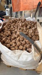 Briketten - mahonie, Tuin en Terras, Haardhout, Minder dan 3 m³, Ophalen, Overige houtsoorten