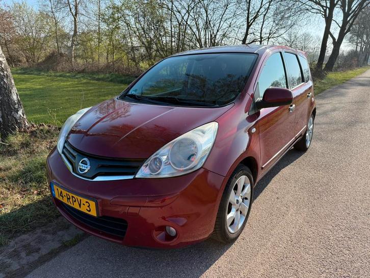 Nissan Note 1.4 16V 2011 Rood, Auto's, Nissan, Particulier, Note, Benzine, C, Hatchback, Handgeschakeld, Origineel Nederlands