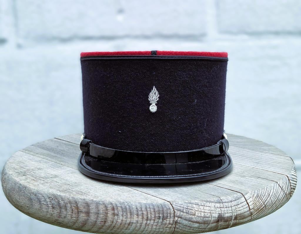 Franse kepie, Verzenden, Landmacht, Overige gebieden, Helm of Baret