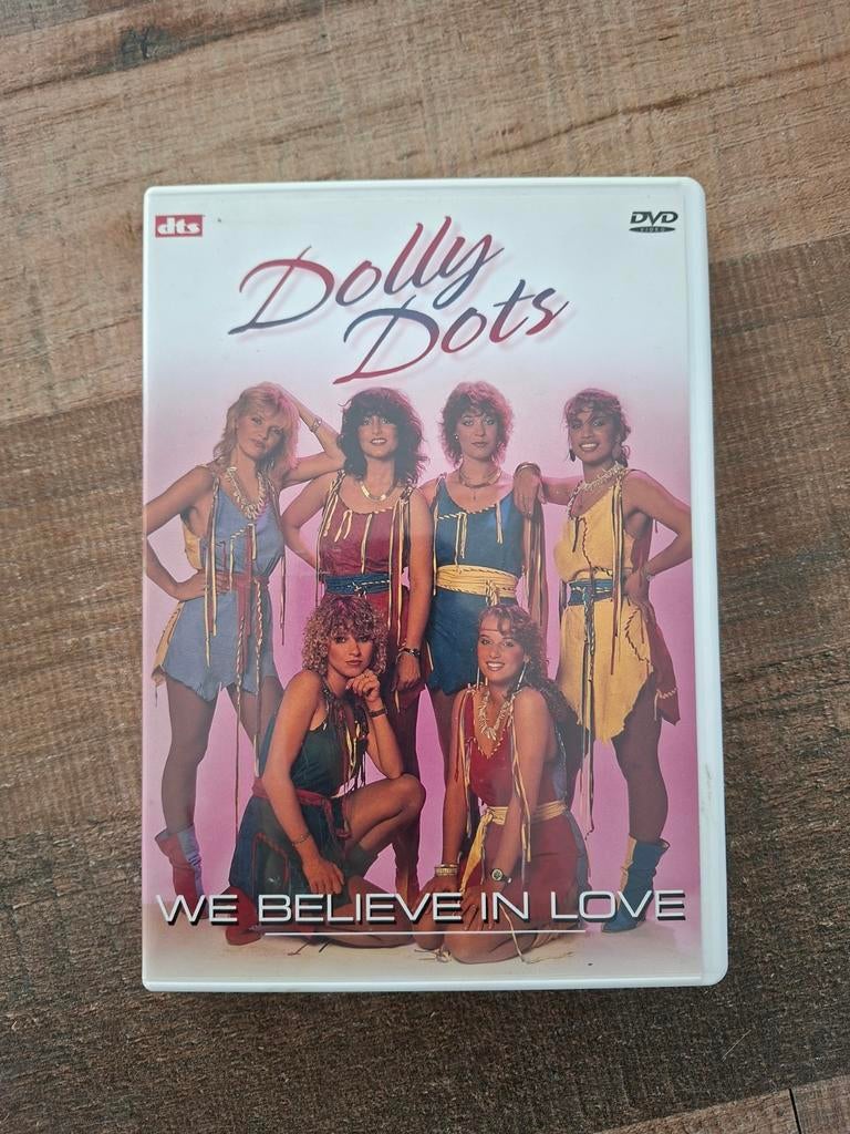 Dolly Dots - We Believe In Love DVD, Ophalen of Verzenden