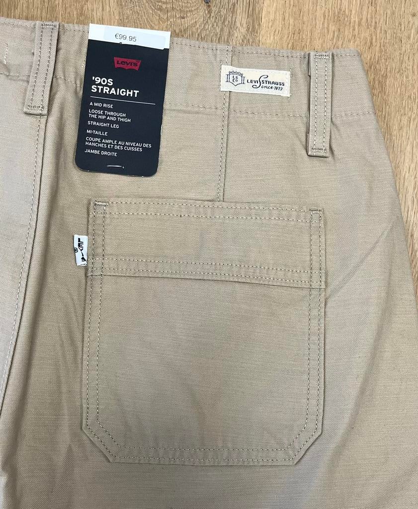Levi’s ‘90s straight dunne zomerbroek loose - Maat W28 L30, Kleding | Dames, Broeken en Pantalons, Maat 38/40 (M), Beige, Nieuw