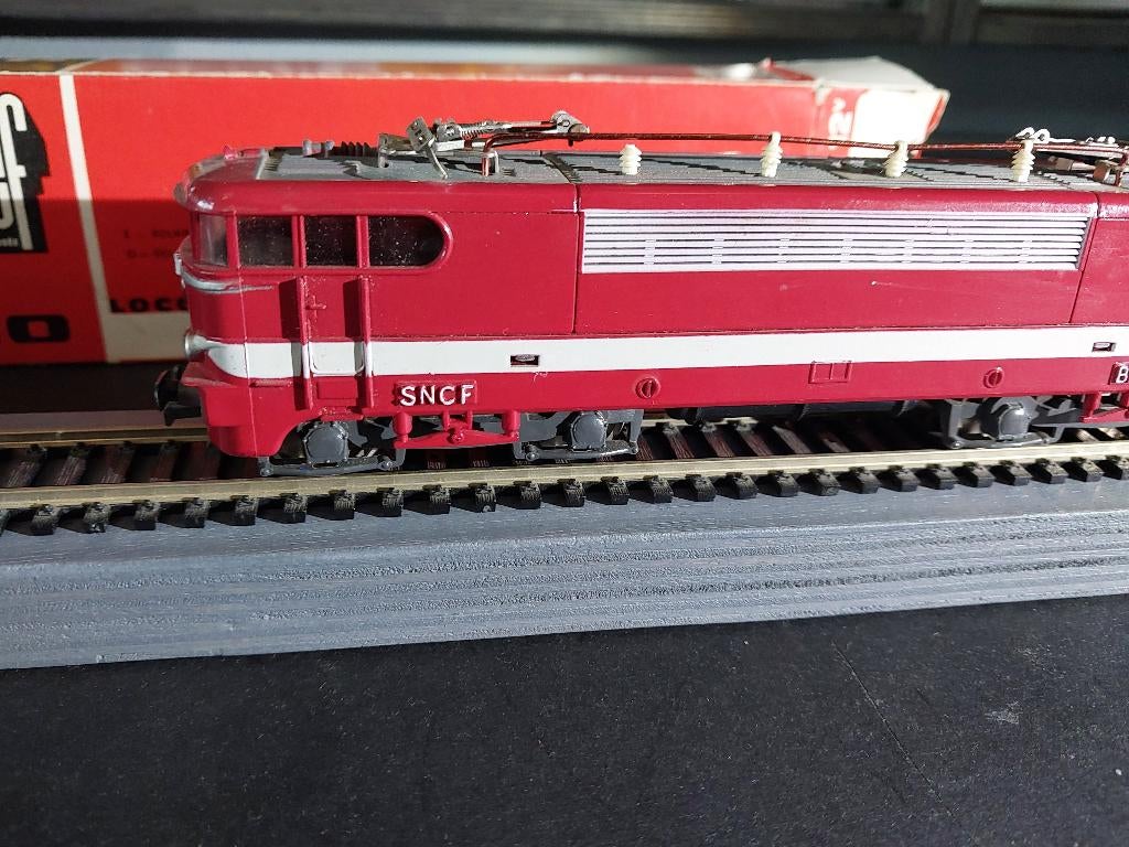 Jouef 8340 Locomotief 9288 Capitole uitvoering, Hobby en Vrije tijd, Modeltreinen | H0, Jouef, Ophalen of Verzenden, Zo goed als nieuw