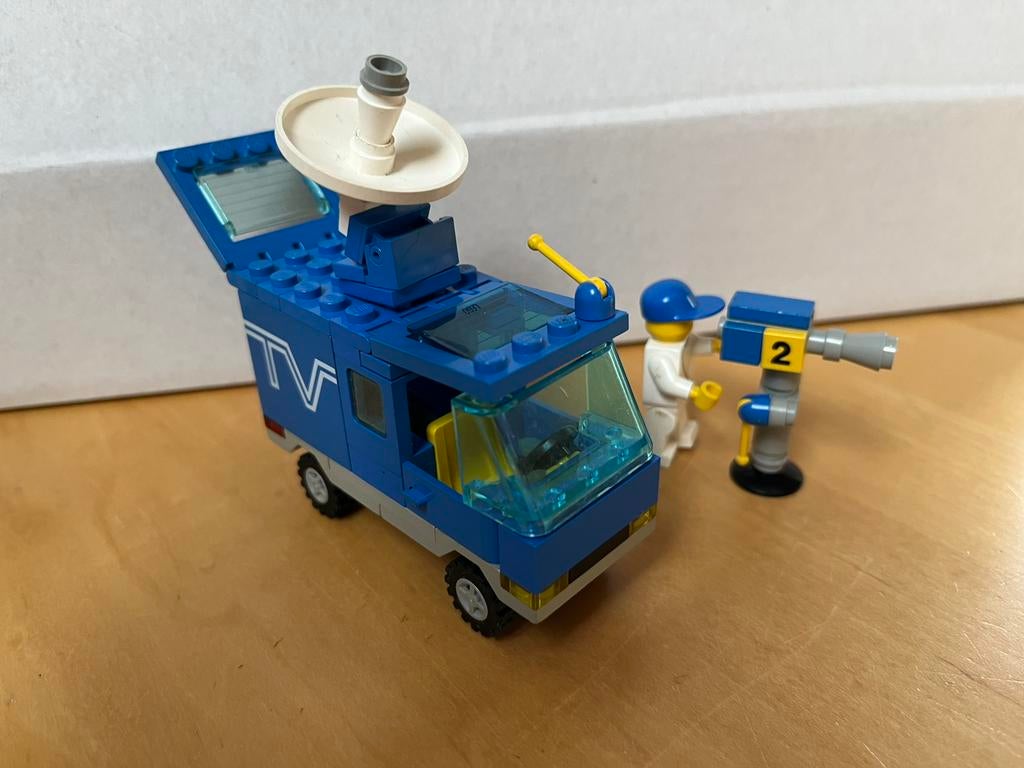 Drie Lego autosets: 6666, 6661 en 6530, Ophalen of Verzenden, Zo goed als nieuw