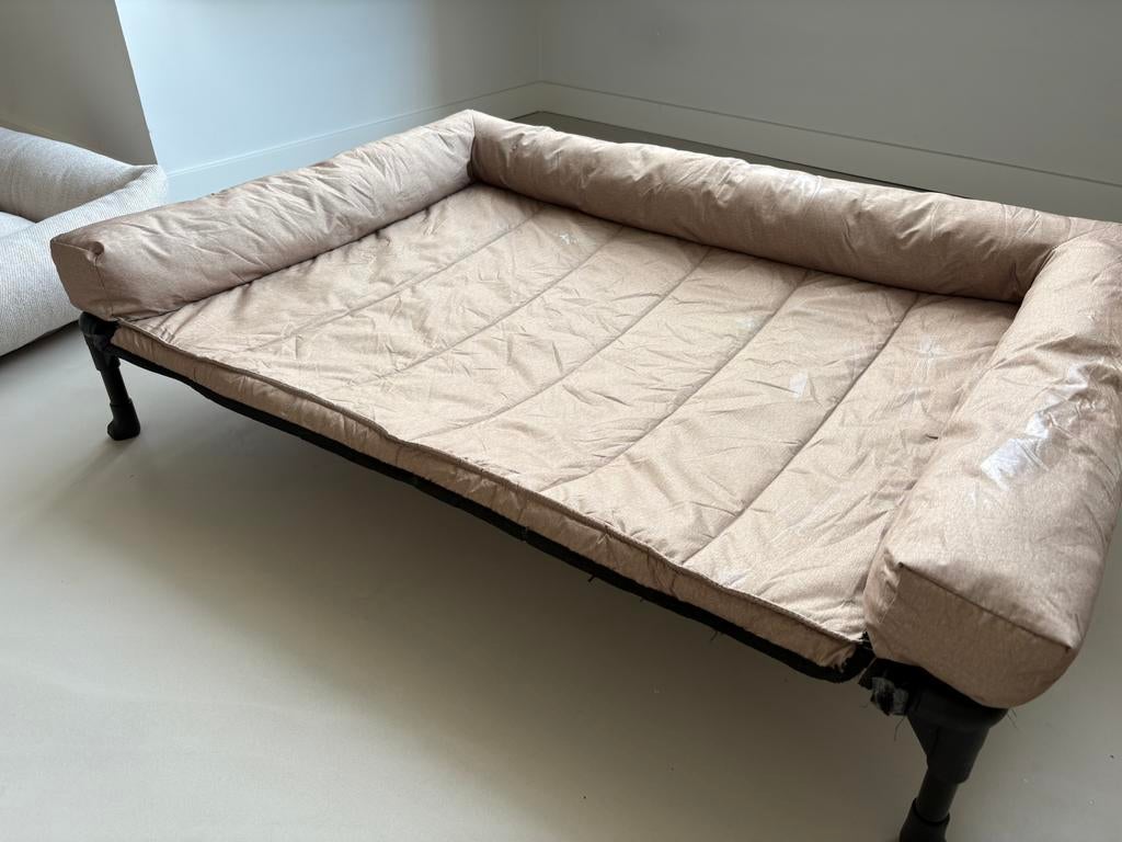 Veehoo hondenbed, Ophalen, Zo goed als nieuw, Overige