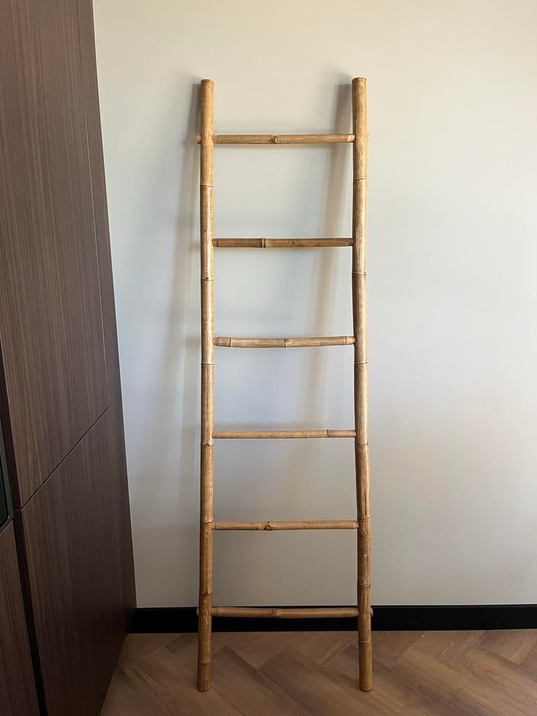 Bamboe decoratieve ladder - Handdoekenrek, Ophalen, Tafelpoot, Minder dan 50 cm, Zo goed als nieuw