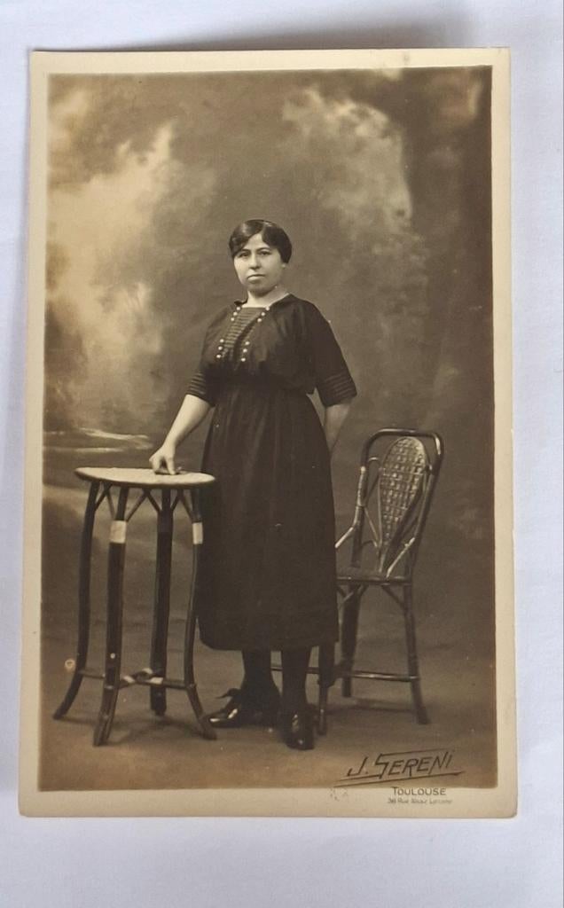Fotokaart- studioportret- vrouw- Frankrijk, Verzamelen, Foto's en Prenten, Ophalen of Verzenden, Voor 1940, Overige onderwerpen