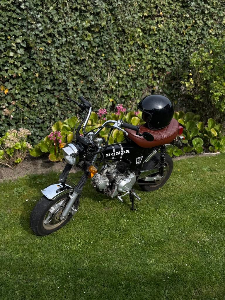 Te koop: Zeer nette Honda Dax (Skyteam) in topstaat!, Ophalen, Gebruikt, Overige modellen, Maximaal 45 km/u