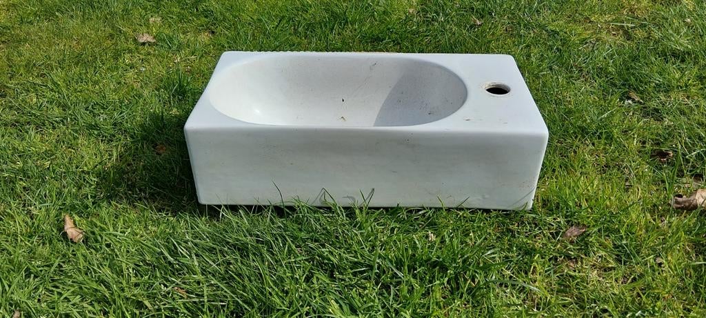 Kleine witte wasbak voor toilet of kleine ruimte, Ophalen of Verzenden