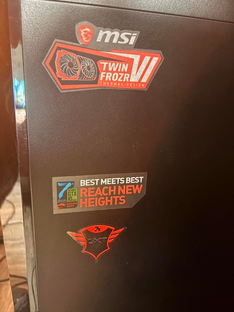 Verouderde gamepc met enkele nieuwe onderdelen, Ophalen, Gebruikt, 8 GB, Gaming