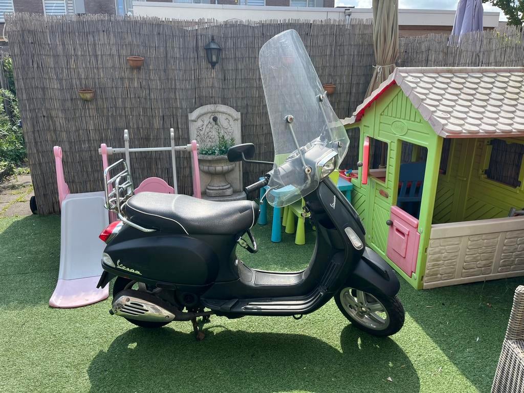 Vespa s met gat onderkant., Ophalen, Gebruikt, Benzine