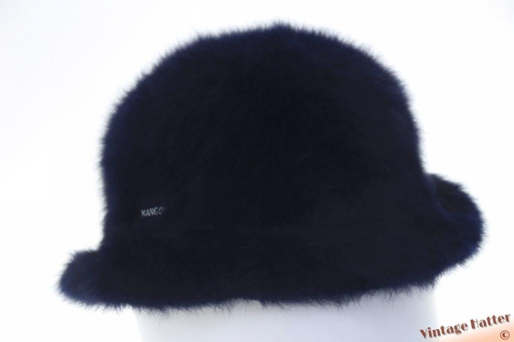 Vintage Flexibele dameshoed Kangol donkerblauw angora mix 55, 55 cm (S, 6⅞ inch) of minder, Hoed, Ophalen of Verzenden, Zo goed als nieuw