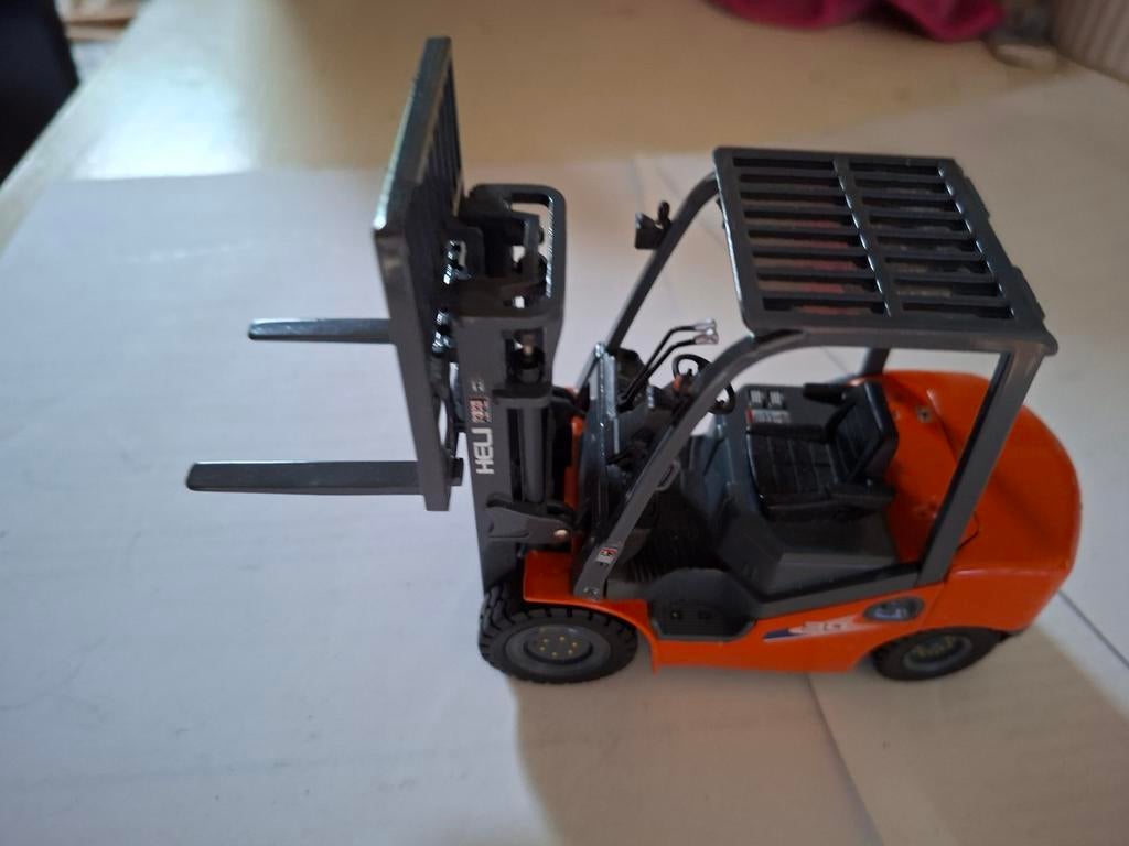 HELI Metalen heftruck CPCD 30 Schaal 1:25, Ophalen of Verzenden