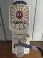 Koffiemolen, Ophalen