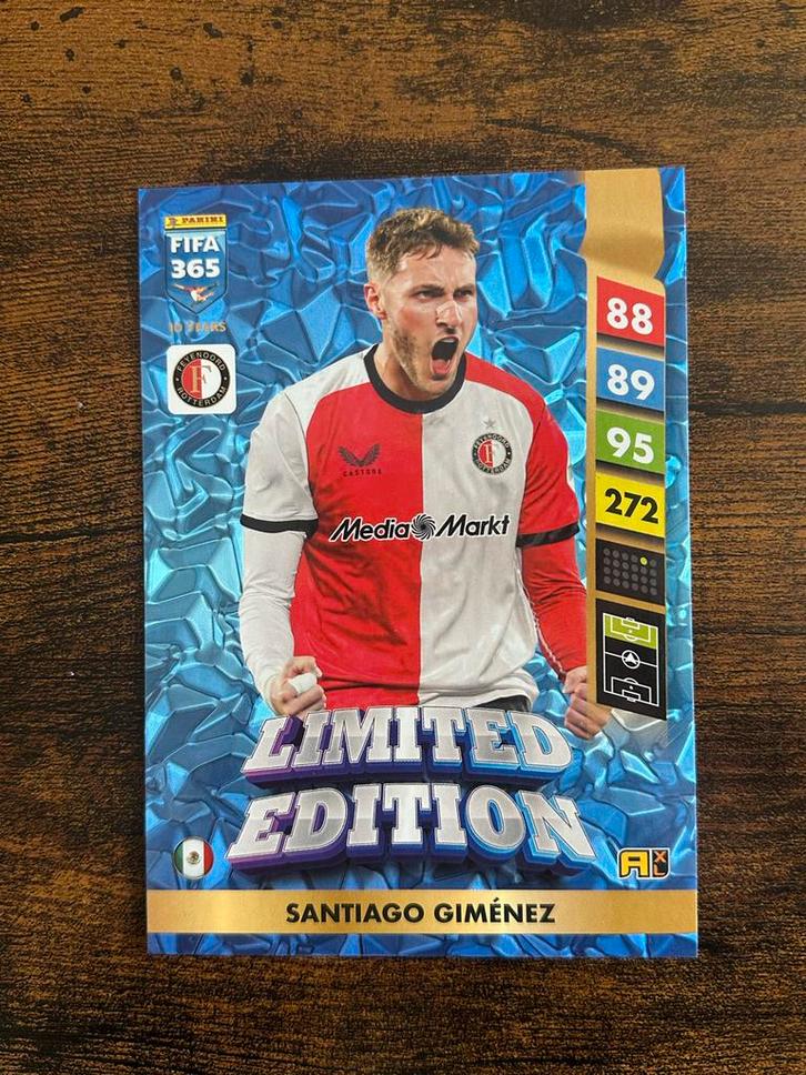 Santiago Giménez Panini FIFA 365 Limited Edition 2025, Verzamelen, Sportartikelen en Voetbal, Nieuw, Spelerskaart, Feyenoord, Ophalen of Verzenden