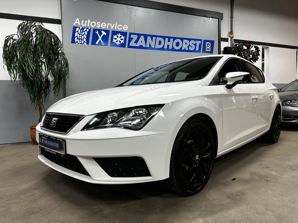 SEAT Leon 1.2 TSI Enjoy // 18 inch Lm Velgen // Airco, Auto's, Seat, Voorwielaandrijving, Gebruikt, 4 cilinders, Leon