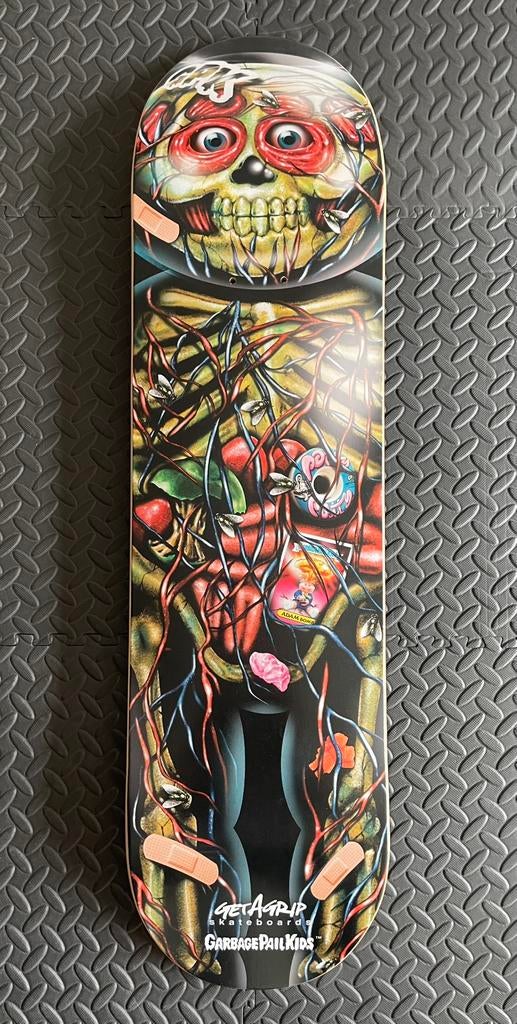 Garbage Pail Kids GUTS Deck LE 89/100 + Hanger, Ophalen of Verzenden, Zo goed als nieuw, Skateboard