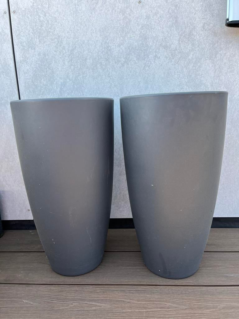 2 Grote bloempotten, Ophalen, Gebruikt