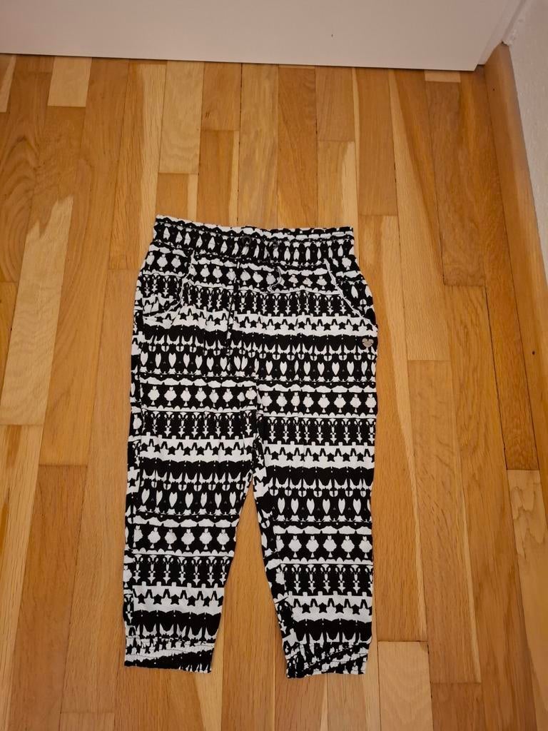Driekwart losse stoffen broek van de Coolcat maat 146/152, Broek, Meisje, Coolcat, Ophalen of Verzenden
