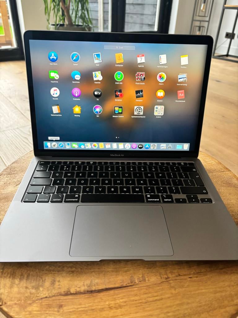 MacBook Air (Retina, 13-inch, 2020) i7, 8GB RAM + Accessoire, Computers en Software, Apple Macbooks, Qwerty, 8 GB, 13 inch, Ophalen of Verzenden
