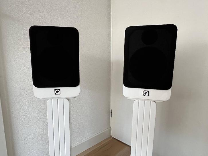 Q Acoustic Concept 20 met voet / stands, Audio, Tv en Foto, Luidsprekers, Gebruikt, Front, Rear of Stereo speakers, 60 tot 120 watt