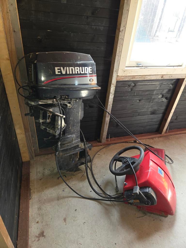 Evinrude 25 pk buitenboordmotor + Zodiac stuurconsole, Ophalen, 10 tot 30 pk, Gebruikt, Met afstandsbediening