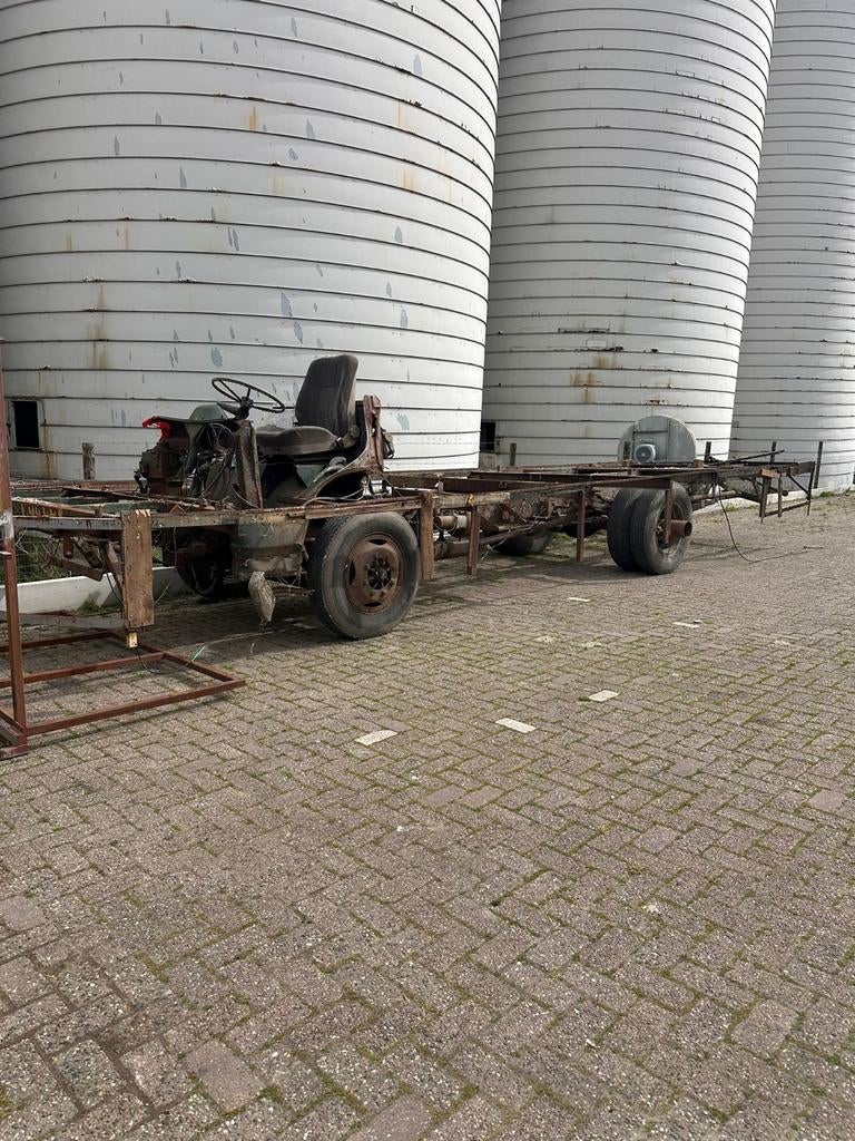 Zelfrijdend onderstel carnavalswagen, Ophalen, Gebruikt, Overige merken, Ophanging en Onderstel