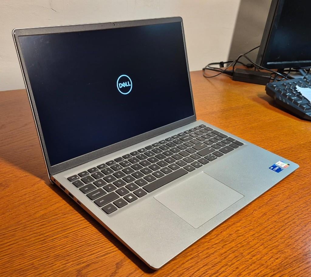 Dell Inspiron 15 3520 – i5 12e Gen / 16GB RAM / 512GB NVMe /, Computers en Software, Windows Laptops, Refurbished, SSD, DELL, 15 inch