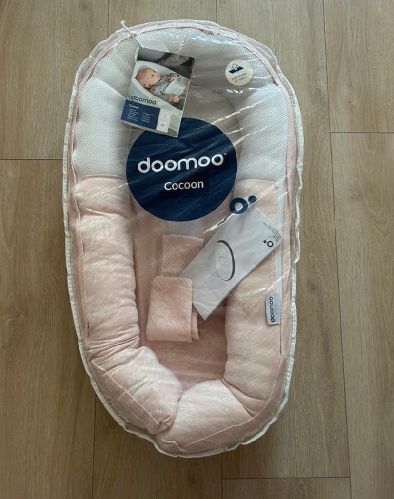 “MOET NU WEG” Doomoo Cocoon - Babynestje, Kinderen en Baby's, Babywiegjes en Ledikanten, Ophalen of Verzenden, Zo goed als nieuw
