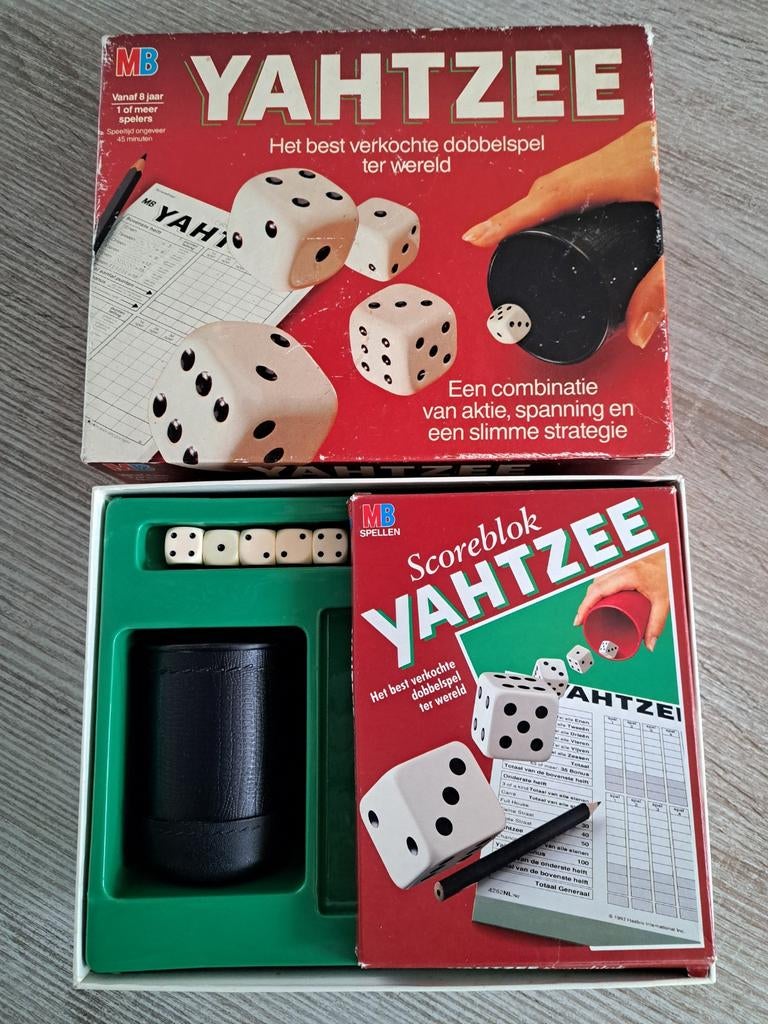 Yahtzee met score blok, Ophalen of Verzenden, Zo goed als nieuw